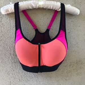 Champion power shape running bra